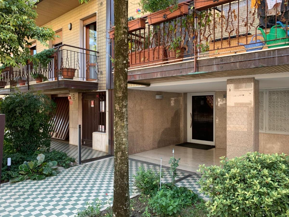 Holidays Apartment Toti To Fulfill Your Wishes Mestre Exterior photo